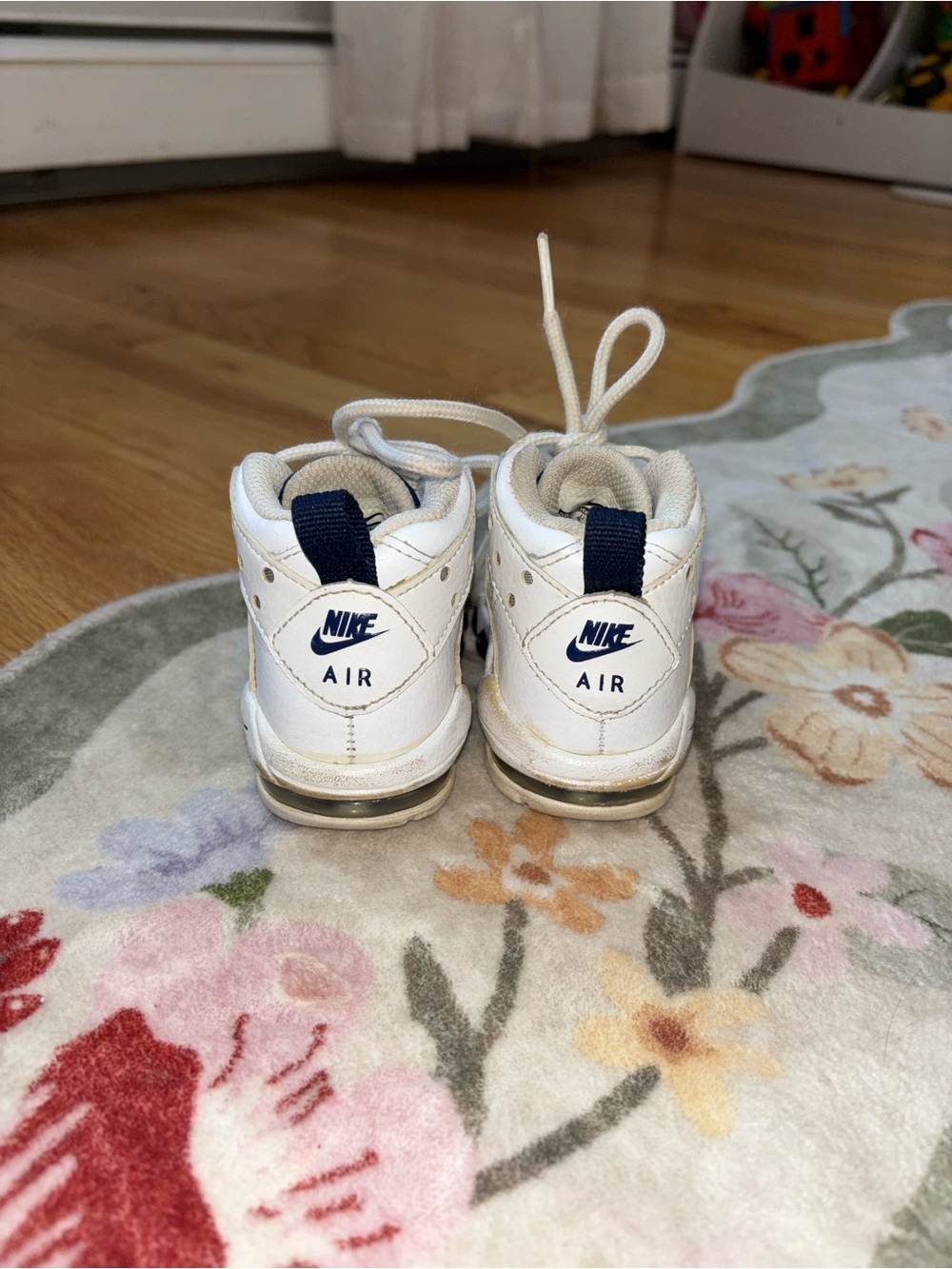 Nike air max Kids White and Navy blue Chunky Sneakers - Picture 4 of 4